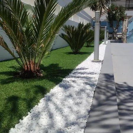 Villa Azura *